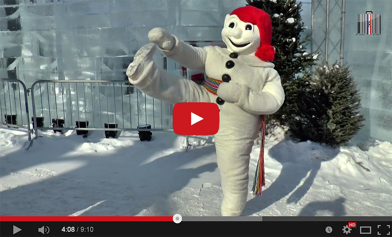 Se rougir les joues avec bonheur, au Carnaval de Québec (Qc-ca).