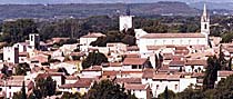 Cliquez dans l'image pour découvrir Pernes-les-Fontaines à 360° !