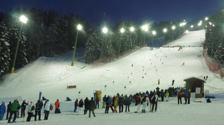 Ouverture nocturne du télésiège de Weissmatten à Gressoney-Saint-Jean.