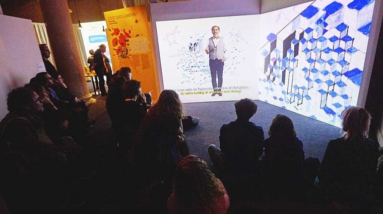 La galerie des sciences permet d'aborder le sujet en 7 questions. © R. Thenadey - Universcience.