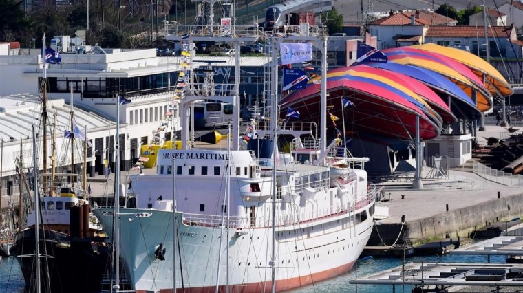 Découvrez nos huit navires !