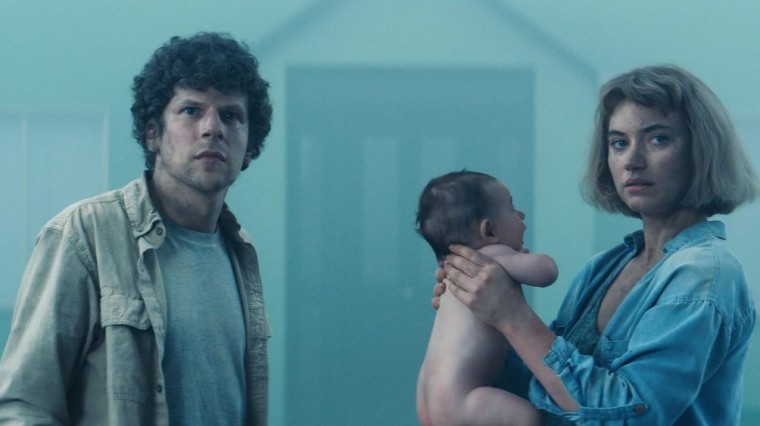 À la recherche de leur première maison, un jeune couple effectue une visite en compagnie d’un mystérieux agent immobilier et se retrouve pris au piège dans un étrange lotissement.