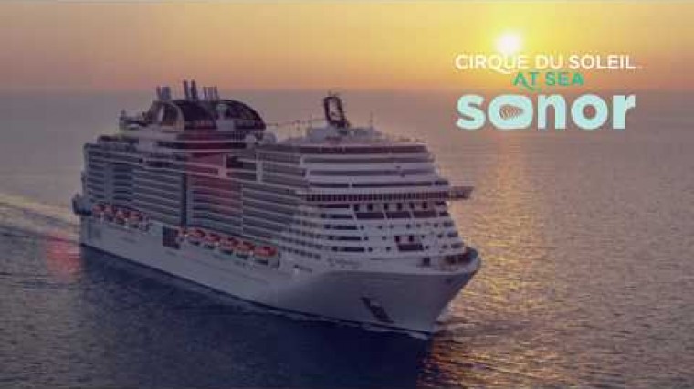 Sonor, est un personnage virtuel insaisissable et enjoué qui fait sa première apparition sous la forme d’un son unique.