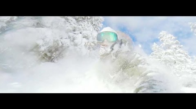 Un hommage aux passionnés, aux vrais. À ceux pour qui une bordée de neige est un cadeau du ciel.